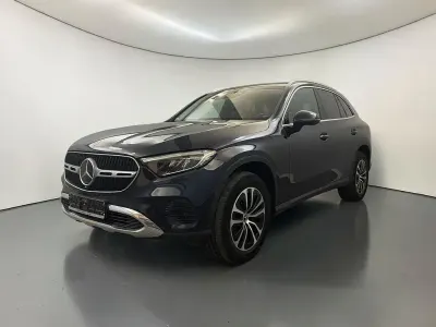 Gebraucht Mercedes GLC220 Advanced 197 PS (144 kW) 2023 Blau SUV