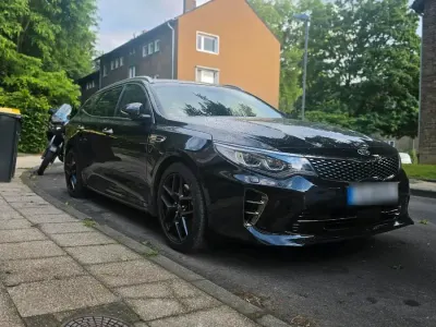 Gebraucht Kia Optima GT 245 PS (180 kW) 2017 Schwarz Kombi