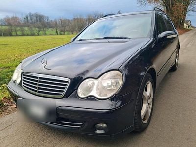 Gebraucht Mercedes C220 150 PS (110 kW) 2006 Schwarz Kombi