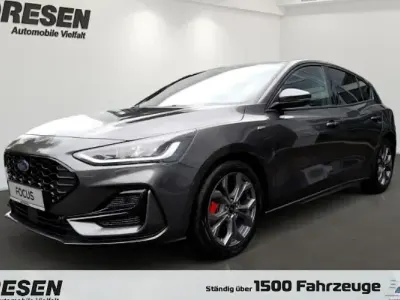 Nieuw Ford Focus ST-Line 155 PK (114 kW) 2025 Grijs Sedan