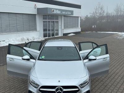 Gebraucht Mercedes 200 163 PS (119 kW) 2018 Grau Limousine