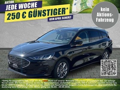 Neu Ford Focus Titanium 155 PS (114 kW) 2025 Agate black metallic Limousine