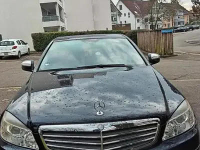 Gebraucht Mercedes C200 184 PS (135 kW) 2007 Blau Limousine