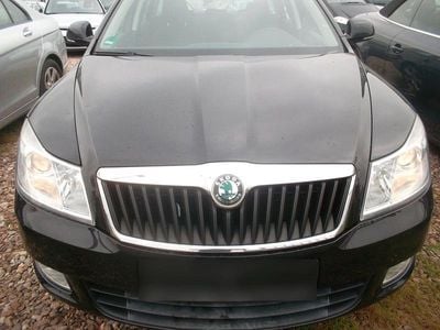 Gebraucht Skoda Octavia 160 PS (117 kW) 2010 Schwarz Kombi