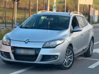 Gebraucht Renault Mégane GT Line GT-Line 131 PS (96 kW) 2012 Silber Kombi