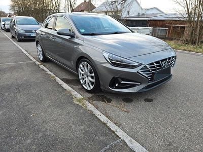 Grau Gebraucht 2020 Hyundai i30 Prime Limousine | 14.999 € (Superpreis)