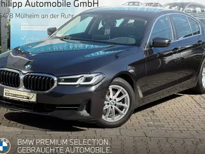 Gebraucht BMW 520 Sport Line 190 PS (139 kW) 2022 Grau Limousine