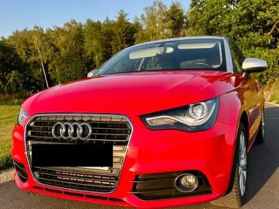 Gebraucht Audi A1 Sportback 90 PS (66 kW) 2013 Rot Kleinwagen