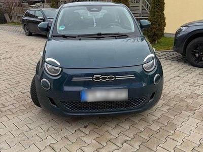 Gebraucht Fiat 500e 69 kW (95 PS) 2023 Blau Kleinwagen