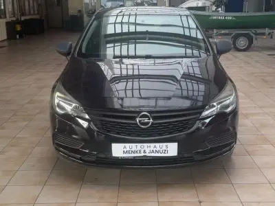 Gebraucht Opel Astra 105 PS (77 kW) 2016 Schwarz Limousine