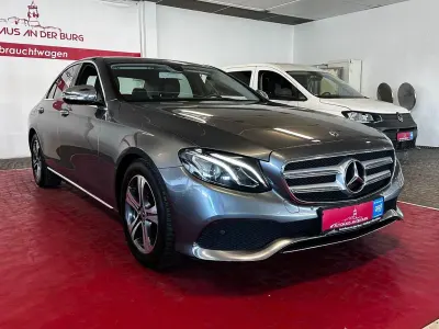 Gebraucht Mercedes E200 Avantgarde 184 PS (135 kW) 2018 Selenitgrau  metalliclack Limousine