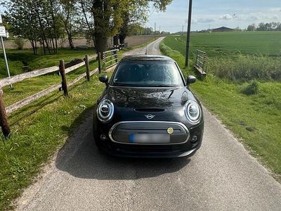 Second-hand Mini Cooper 136 kW (185 CP) 2020 Negru Hatchback