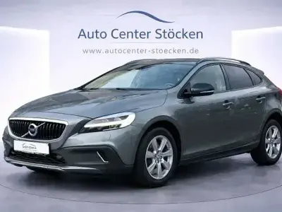 Używany Volvo V40 CC 120 KM (88 kW) 2019 Szary Kombi