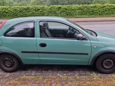 Brugt Opel Corsa 58 HK (42 kW) 2002 Blå Hatchback