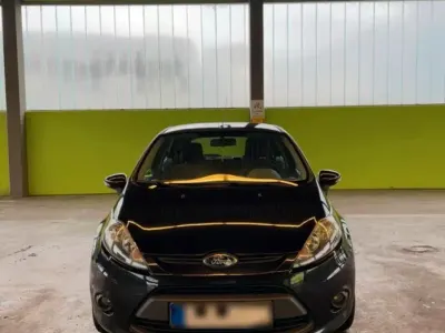 Gebraucht Ford Fiesta 82 PS (60 kW) 2009 Schwarz Limousine