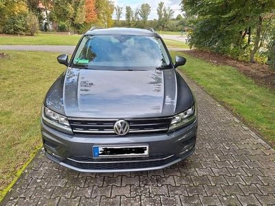 Grau Gebraucht 2017 VW Tiguan Highline SUV | 21.100 € (Guter Preis)