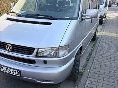 Usata VW Caravelle 151 CV (111 kW) 2000 Argento Furgone