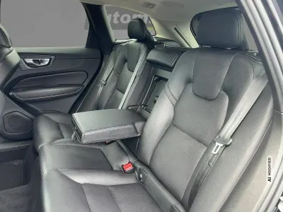 Gebraucht Volvo XC60 197 PS (144 kW) 2022 Schwarz SUV