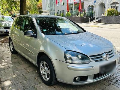 VW Golf V