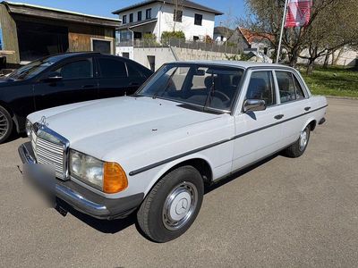 Usata Mercedes 240 1983 Grigio Berlina