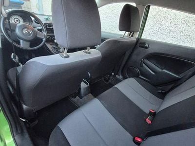 Grün Gebraucht 2010 Mazda 2 Independence Limousine | 2.000 € (Fairer Preis)