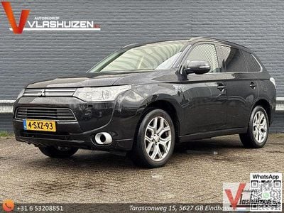 Gebraucht Mitsubishi Outlander P-HEV Instyle 121 PS (88 kW) 2013 Schwarz SUV