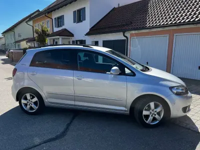 Gebraucht VW Golf Plus Cross Team 105 PS (77 kW) 2010 Silber Van / Kleinbus