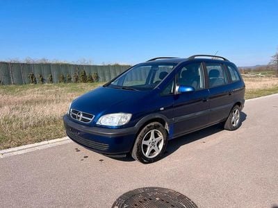 Usata Opel Zafira 147 CV (108 kW) 2003 Blu Monovolume