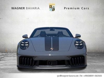 Porsche 911 Carrera 4 GTS