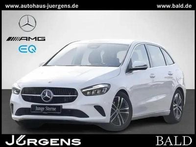 Gebraucht Mercedes B180 Progressive 136 PS (100 kW) 2025 Weiss polarweiß Van / Kleinbus