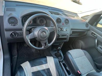 Second-hand VW Caddy 105 CP (77 kW) 2011 Alb Monovolum