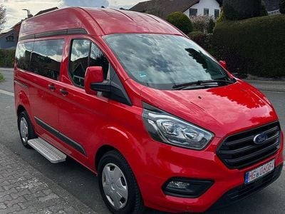 Second-hand Ford Transit Custom Trend 105 CP (77 kW) 2019 Roșu Break