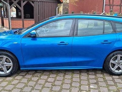 Second-hand Ford Focus ST-Line 182 CP (133 kW) 2019 Albastru Break