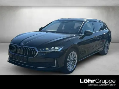 Gebraucht Skoda Superb LAURIN & KLEMENT 150 PS (110 kW) 2026 Schwarz Kombi