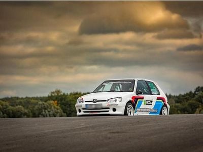 Gebraucht Peugeot 106 S 145 PS (106 kW) 1996 Weiß Kleinwagen