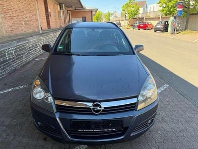 Gebraucht Opel Astra Edition 105 PS (77 kW) 2006 Metro m2 Kombi