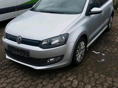 Gebraucht VW Polo 75 PS (55 kW) 2011 Silber Kleinwagen