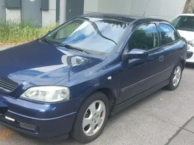 Gebraucht Opel Astra 2000 Blau Kleinwagen