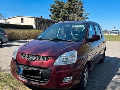 Gebraucht Hyundai Matrix 103 PS (75 kW) 2009 Rot Van / Kleinbus