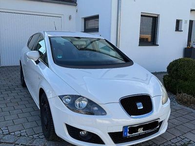 Gebraucht Seat Leon Ecomotive 105 PS (77 kW) 2010 Weiß Kleinwagen