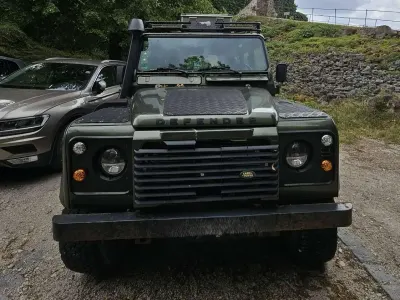 Gebraucht Land Rover Defender 122 PS (89 kW) 1999 Grün SUV
