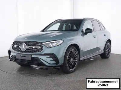Gebraucht Mercedes GLC300 AMG 269 PS (197 kW) 2025 Silber SUV