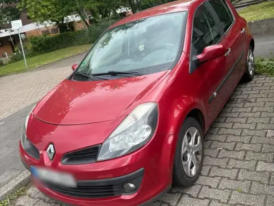 Gebraucht Renault Clio III 101 PS (74 kW) 2008 Rot Kleinwagen