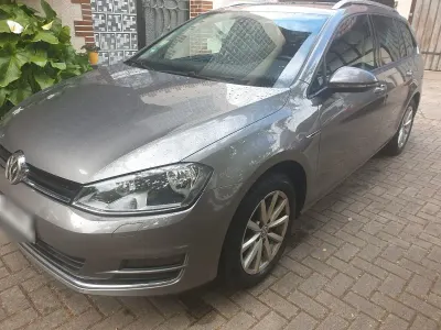 Gebraucht VW Golf VII LOUNGE 110 PS (80 kW) 2015 Grau Kombi