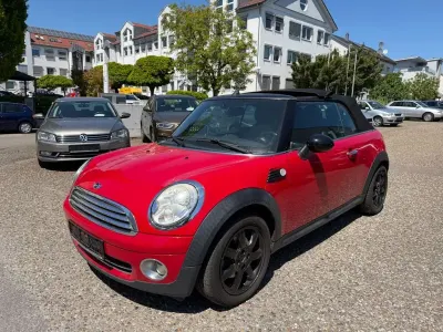 Gebraucht Mini Cooper Cabriolet 122 PS (89 kW) 2010 Rot Cabrio