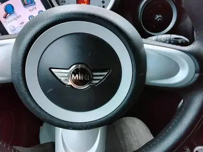 Usata Mini Cooper 120 CV (88 kW) 2007 Bianco Utilitaria