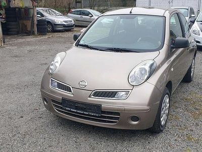 Gebraucht Nissan Micra 65 PS (47 kW) 2010 Gold Kleinwagen