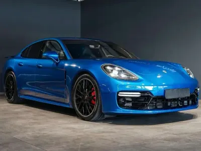 Gebraucht Porsche Panamera GTS Sport 460 PS (338 kW) 2019 Blau Kleinwagen