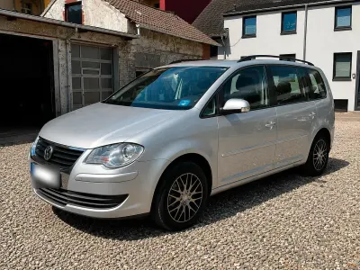 Gebraucht VW Touran 102 PS (75 kW) 2008 Silber Van / Kleinbus