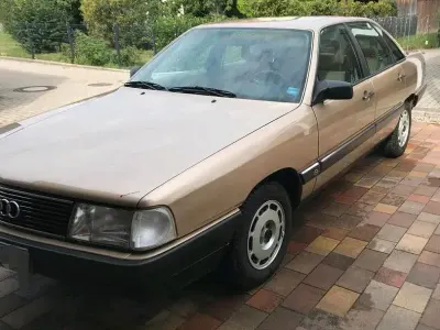 Gebraucht Audi 100 115 PS (84 kW) 1987 Andere farben Limousine